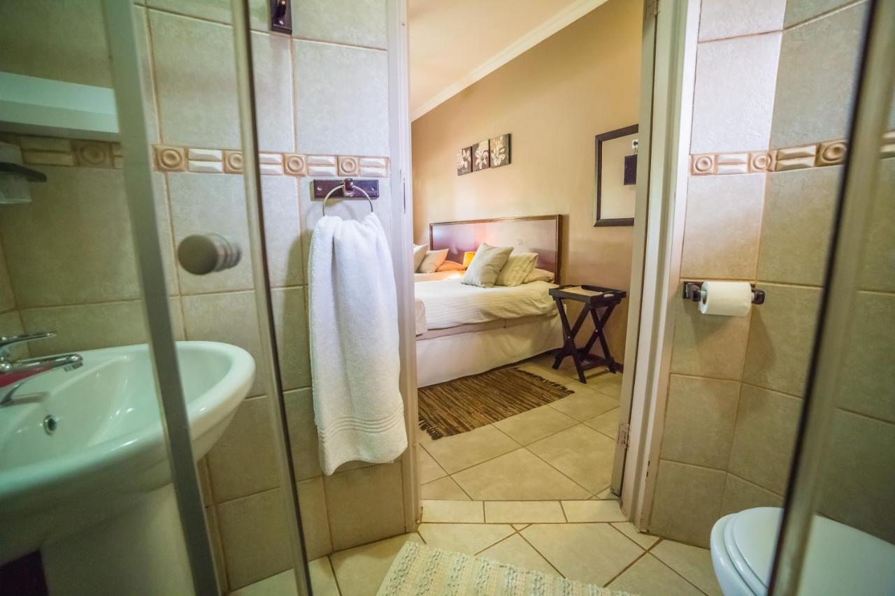 Beryl1 Guesthouse Klerksdorp Extérieur photo